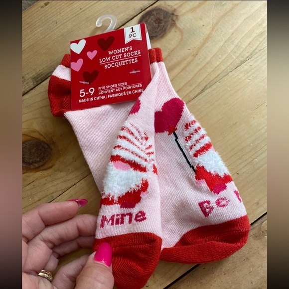 Valentines Day Gnome Bundle new with tag - Picture 5 of 6